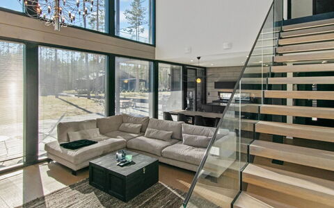 Villa Lager: Vindue, Facade, Arkitektur, Dør, Hjem, Estate, Mansion, Skydevindue, Altan, Villa