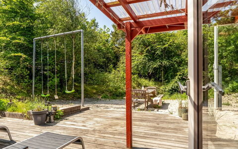 Goodje - 400M from the Sea: Træ, Dæk, Trægulve, Have, Bejdse, Veranda, Skygge, Hårdttræ, Udendørs Struktur, Eco Hotel
