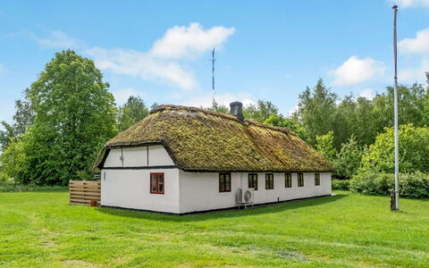 Aatos - 2Km from the Sea: Træ, Hjem, Veranda, Dæk, Hårdttræ, Tag, Bejdse, Trægulve, Eco Hotel