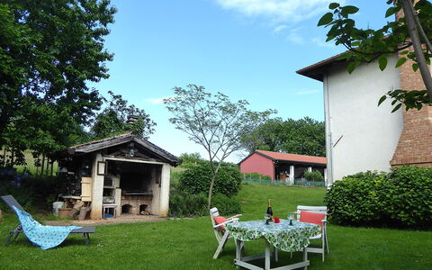 Casa Ballo delle Streghe, Garden, Montebelluna: Busk, Have, Møbel, Lawn, Backyard, Sommerhus, Udendørs Møbler, Skygge, Stol, Gård