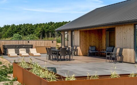 Merta - 800M from the Sea: Træ, Hjem, Veranda, Dæk, Hårdttræ, Tag, Bejdse, Trægulve, Eco Hotel