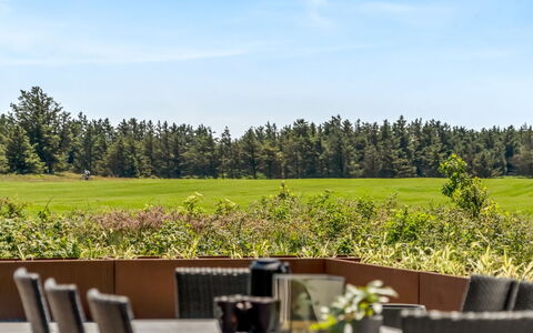 Merta - 800M from the Sea: Træ, Hjem, Veranda, Dæk, Hårdttræ, Tag, Bejdse, Trægulve, Eco Hotel