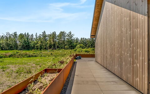 Merta - 800M from the Sea: Træ, Hjem, Veranda, Dæk, Hårdttræ, Tag, Bejdse, Trægulve, Eco Hotel