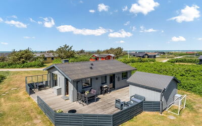 Iiris - 200M from the Sea