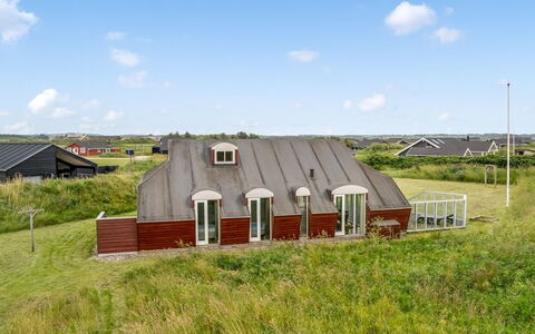 Tjark - 500M from the Sea: Træ, Hjem, Veranda, Dæk, Hårdttræ, Tag, Bejdse, Trægulve, Eco Hotel