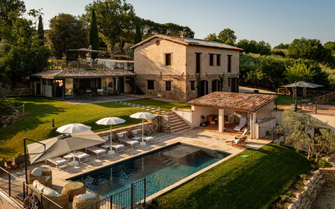 Casale Isidoro: Hjem, Estate, Sommerhus, Villa, Svømmepøl, Stuehus, Mansion, Backyard, Landscaping, Hacienda