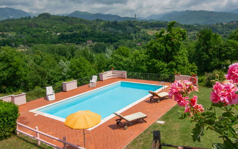 Casa dei Ciliegi: Menneskelig Bosættelse, Svømmepøl, Hacienda, Estate, Villa, Eco Hotel, Stuehus, Hotel, Ferieby, Udvej
