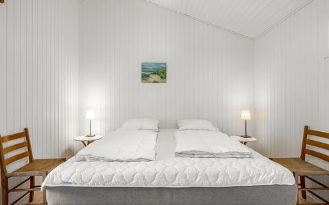 Ivar - from the Sea: Gulvbelægning, Etage, Soveværelse, Seng, Sengetøj, Sengetøj, Bed Frame, Sengetøj, Madras, Trægulve