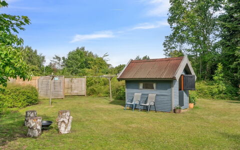 Keke - 2.5Km from the Sea: Estate, Skygge, Indkørsel, Stuehus