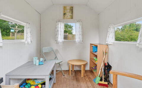 Keke - 2.5Km from the Sea: Estate, Skygge, Indkørsel, Stuehus