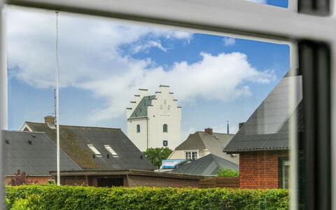 Nanja - 250M from the Sea: Træ, Hjem, Veranda, Dæk, Hårdttræ, Tag, Bejdse, Trægulve, Eco Hotel