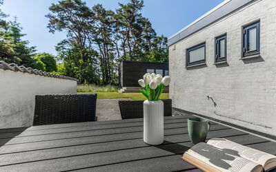 Anabel - 600M from the Sea