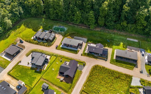 Heidie - 600M from the Sea: Tag, Hus, Hjem, Sommerhus, Sidespor, Estate, Indkørsel, Garden Bygninger, Gård, Skur