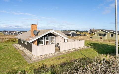Gritt - 400M from the Sea: Sommerhus, Skur, Hytte, Stuehus, Prærie, Hytte, Lade, Bjælkehytte, Garden Bygninger