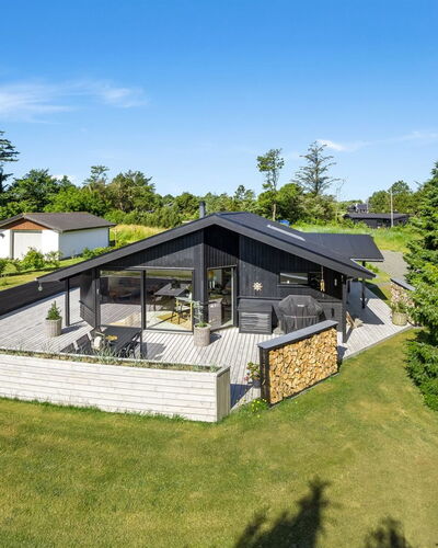 Verner - 990M from the Sea