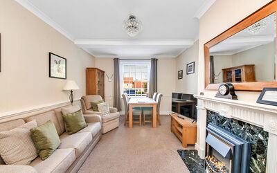 Kilburn Hall Apt