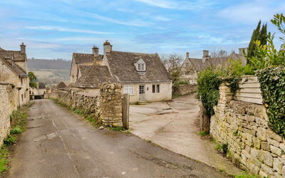 Courtside Cottage