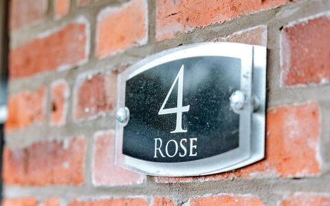 Netley Hall - Rose: Dæk, Skygge, Hårdttræ, Udendørs Møbler, Altan, Planke, Eco Hotel, Svømmepøl, Trægulve, Udvej