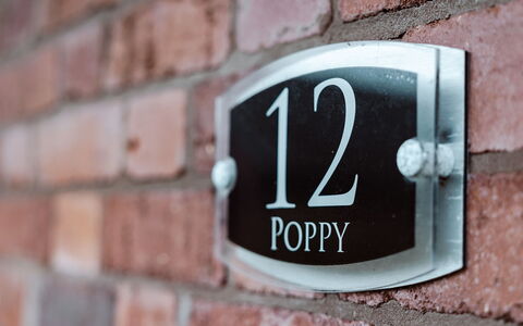 Netley Hall - Poppy: Dæk, Skygge, Hårdttræ, Udendørs Møbler, Altan, Planke, Eco Hotel, Svømmepøl, Trægulve, Udvej