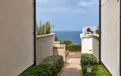 St. Ives 632