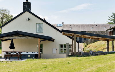 The Welsh Farmhouse