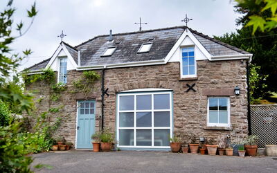 Coach House Wellbeing Retreat