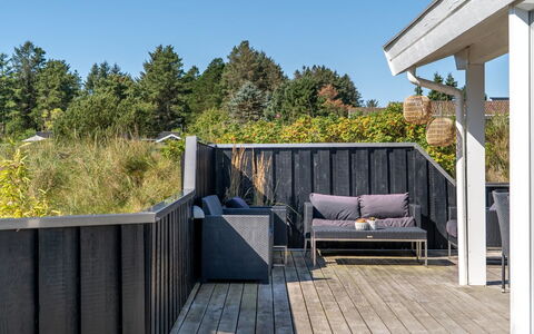 Greta - 2.5Km from the Sea: Træ, Trægulve, Hårdttræ, Dæk, Planke, Veranda, Kompositmateriale, Bejdse, Udendørs Møbler