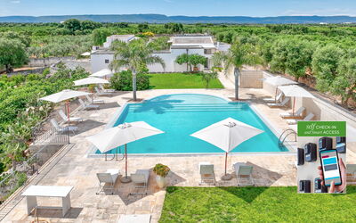 Feriebolig:&nbsp;Iris Romantic Con Patio By Raro Rooms - Masseria L