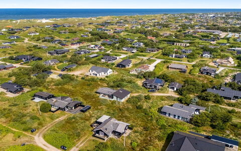 Åse - from the Sea: Sommerhus, Skur, Hytte, Stuehus, Prærie, Hytte, Lade, Bjælkehytte, Garden Bygninger