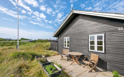 Åse - from the Sea: Sommerhus, Skur, Hytte, Stuehus, Prærie, Hytte, Lade, Bjælkehytte, Garden Bygninger