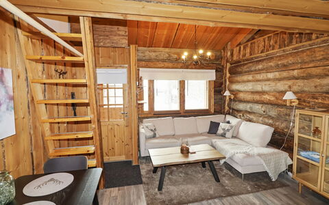 Kelorakka 9: Træ, Sommerhus, Bjælkehytte, Skov, Skur, Garden Bygninger, Lærk, Woodland, Bejdse