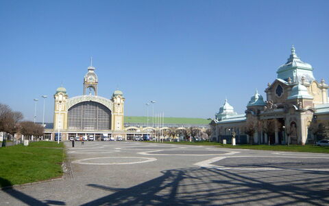 Art District Nook: Himmel, Dome, Milepæl, Turistattraktion, Dome, Kultsted, Byzantinsk Arkitektur, Tempel