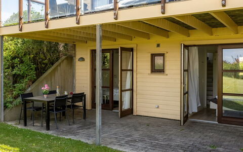 Rouwen - 120M from the Sea: Træ, Veranda, Altan, Bejdse, Sommerhus, Hårdttræ, Skygge, Dæk, Gård, Udendørs Struktur