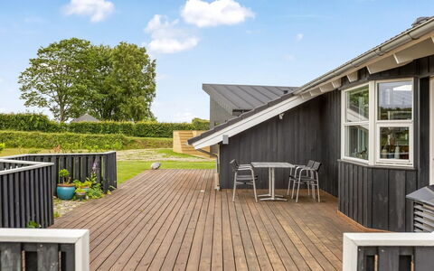 Winald - 150M from the Sea: Græs, Græs-, Land Lot, Sommerhus, Landdistrikt, Eng, Garden Bygninger, Have, Skur
