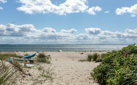 Frodde - 200M from the Sea: Hjem, Sommerhus, Veranda, Hårdttræ, Sidespor, Dæk, Skygge, Planke, Estate, Garden Bygninger