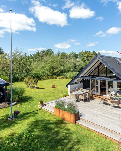 Frodde - 200M from the Sea