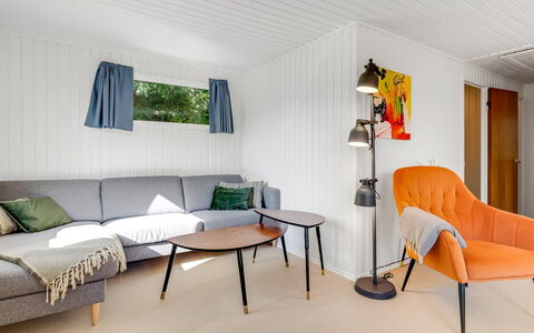 Albert - 300M from the Sea: Træ, Hjem, Veranda, Dæk, Hårdttræ, Tag, Bejdse, Trægulve, Eco Hotel