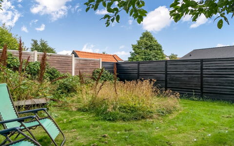 Ilmo - 1.9Km from the Sea: Sommerhus, Backyard, Gård, Garden Bygninger, Skur, Sidespor, Udendørs Møbler, Bjælkehytte, Udendørs Struktur, Hytte