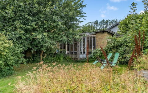 Ilmo - 1.9Km from the Sea: Sommerhus, Backyard, Gård, Garden Bygninger, Skur, Sidespor, Udendørs Møbler, Bjælkehytte, Udendørs Struktur, Hytte