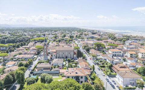 Attico Marino: Daytime, Byområde, Fugleperspektiv, Boligområde, Horisont, Luftfotografering, Kvarter, Landskab, Urban Design, Hovedstadsområde
