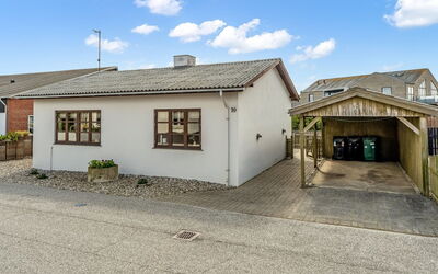 Antine - 400M from the Sea