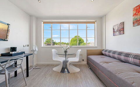 London Kensington 602: Hus, Sommerhus, Fryser, Landsby, Bjerglandsby, Udvej, Sne, Vinter, Alps