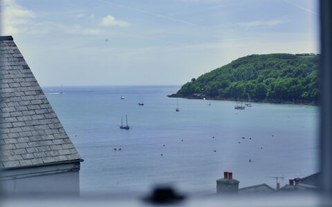 Cliff House, Kingsand: Hus, Sommerhus, Fryser, Landsby, Bjerglandsby, Udvej, Sne, Vinter, Alps