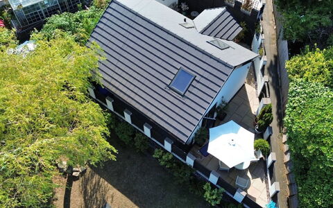 Torino Lodge: Tag, Hjem, Boligområde, Hus, Hældning, Estate, Design, Sidespor, Solenergi, Dagslys