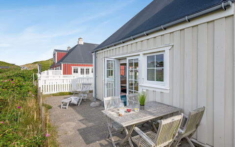 Hildegerd - 100M from the Sea: Hus, Hjem, Tag, Sommerhus, Land Lot, Estate, Stuehus, Landsby, Farm