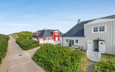 Hildegerd - 100M from the Sea: Hus, Hjem, Tag, Sommerhus, Land Lot, Estate, Stuehus, Landsby, Farm