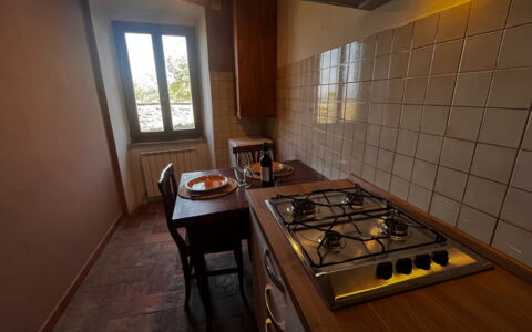 Appartamento Del Mercato: Komfur, Større Bandage, Køkken Apparat, Køkken, Gaskomfur, Komfur, Cooktop, Gulvbelægning, Countertop, Husholdningsapparat