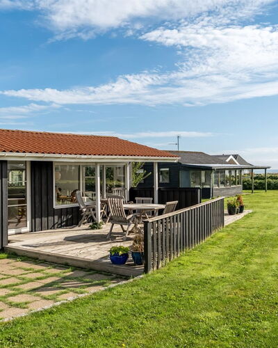 Thit - 90M from the Sea