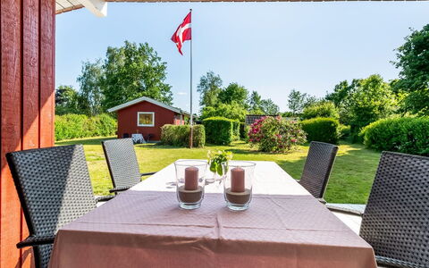 Viktoria - 500M from the Sea: Græs, Græs-, Land Lot, Sommerhus, Landdistrikt, Eng, Garden Bygninger, Have, Skur