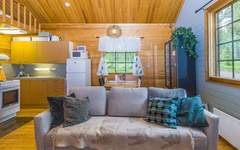 Riekkola: Landdistrikt, Hill Station, Landsby, Bjergkæde, Dal, Bjerglandsby, Alps, Eco Hotel, Altan, Hotel